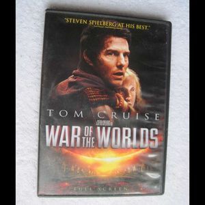 War of the Worlds H.G. Wells Tom Cruise Dakota Fanning DVD Movie Bundle for $3